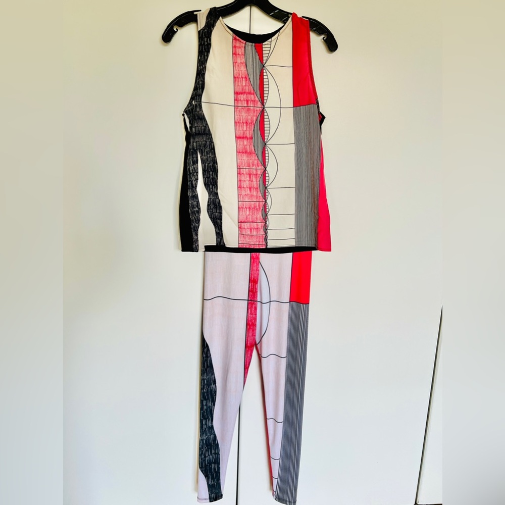Abstract architect-inspired tank and leggings set, XS